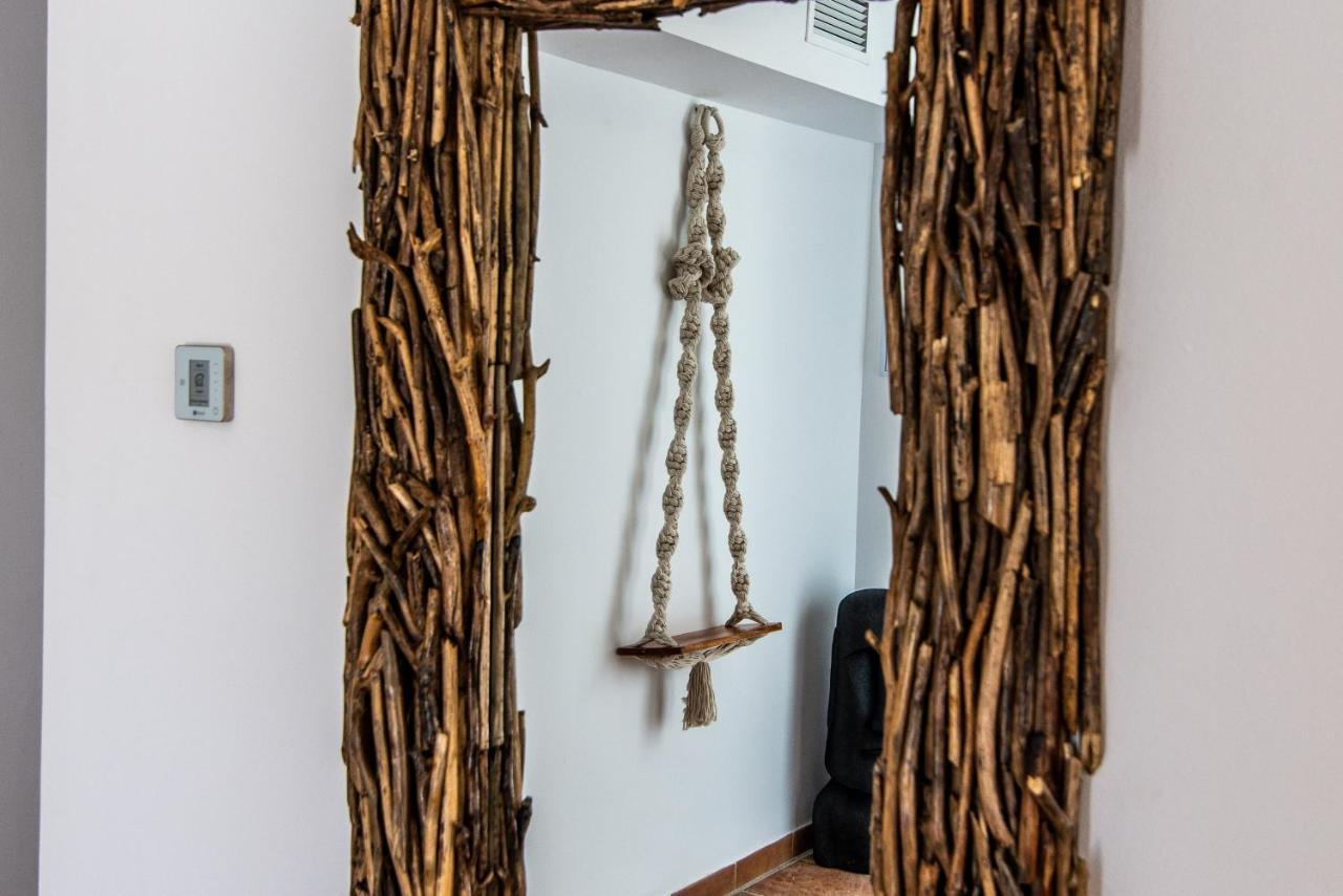 Palm Tree Villa - 5Bdr Paradise Pool / Chill Out Beds Τορρεμολίνος Εξωτερικό φωτογραφία